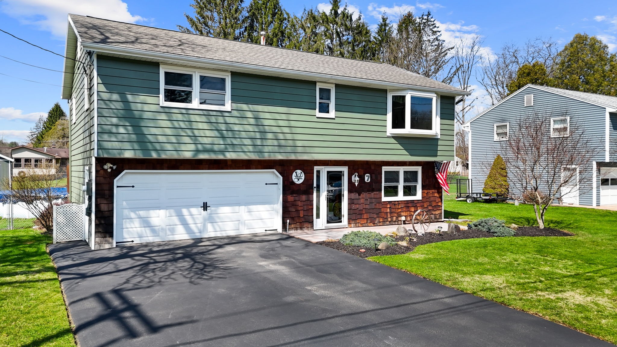 7 Davis Road Binghamton, NY 13901 - Photo 2 of 39