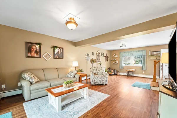 $264,900 | 7 Davis Road, Binghamton, NY 13901