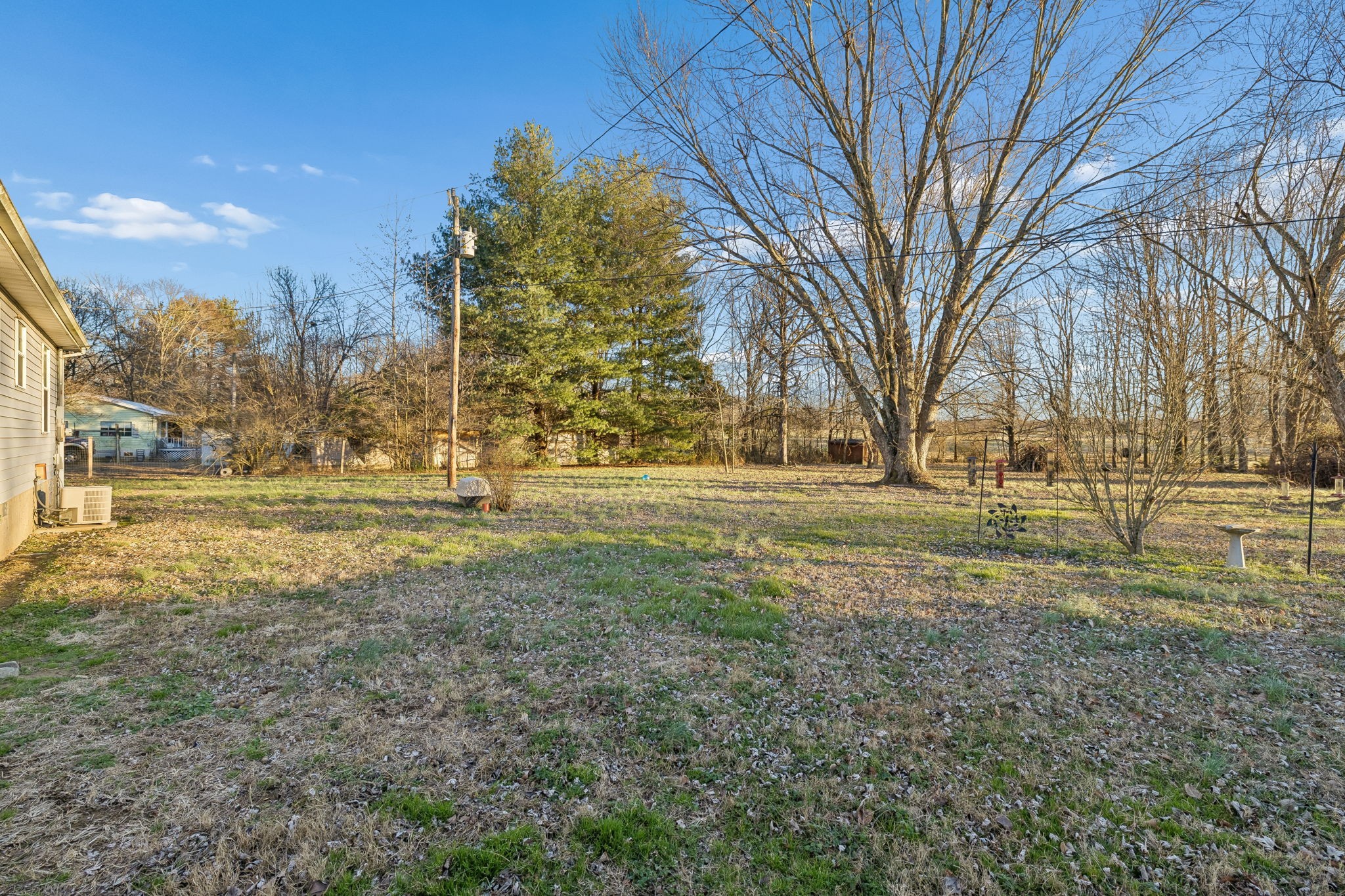 1337 Oaklawn Road Chapmansboro, TN 37035 - Photo 21 of 37