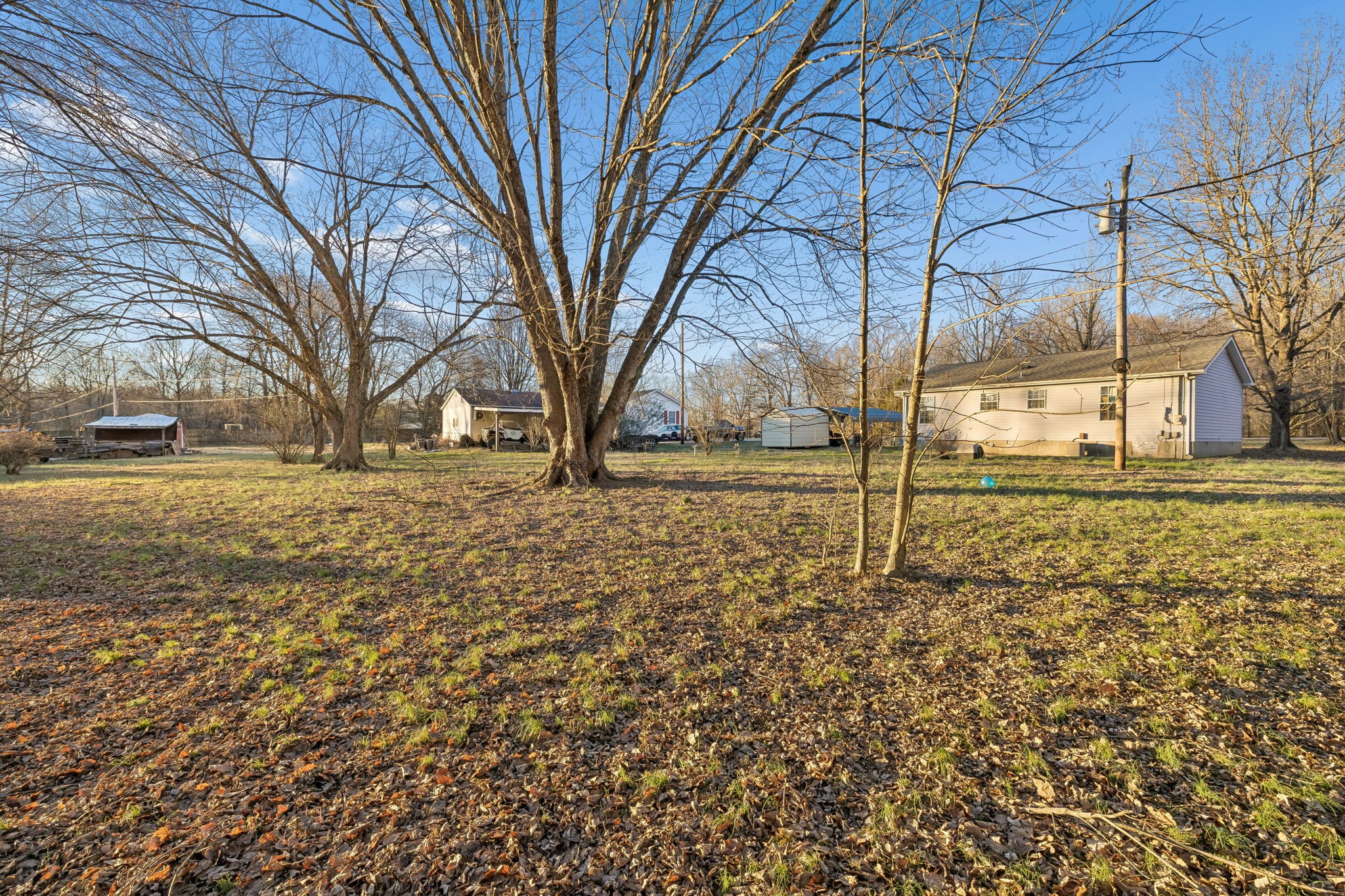 1337 Oaklawn Road Chapmansboro, TN 37035 - Photo 30 of 37