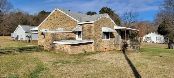 $175,000 | 142 Motsinger Drive, Winston-Salem, NC 27107