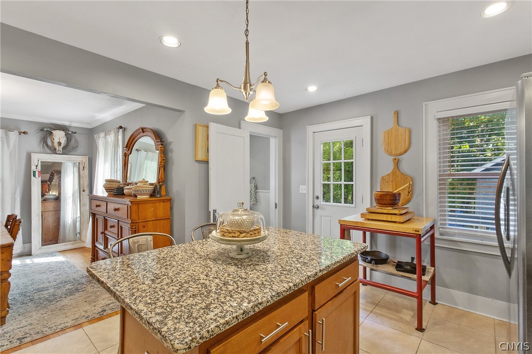 108 Huntington Road Syracuse, NY 13219 - Photo 19 of 39