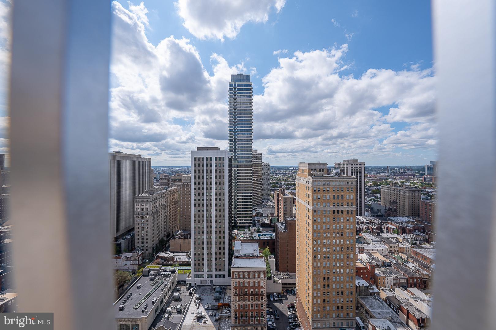 1919 Chestnut Street, Unit 2822 Philadelphia, PA 19103 - Photo 29 of 36 a city view with lot of buildings