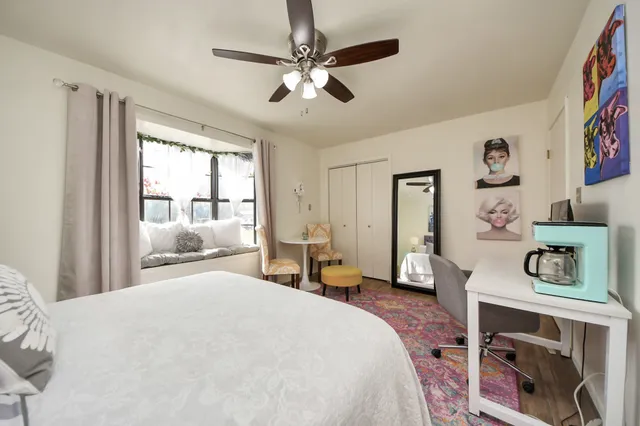 $560,000 | 427 Sikes Road, Bellville, TX 77418