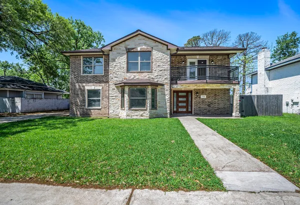 $2,650 | 7711 Antoine Drive, Houston, TX 77088