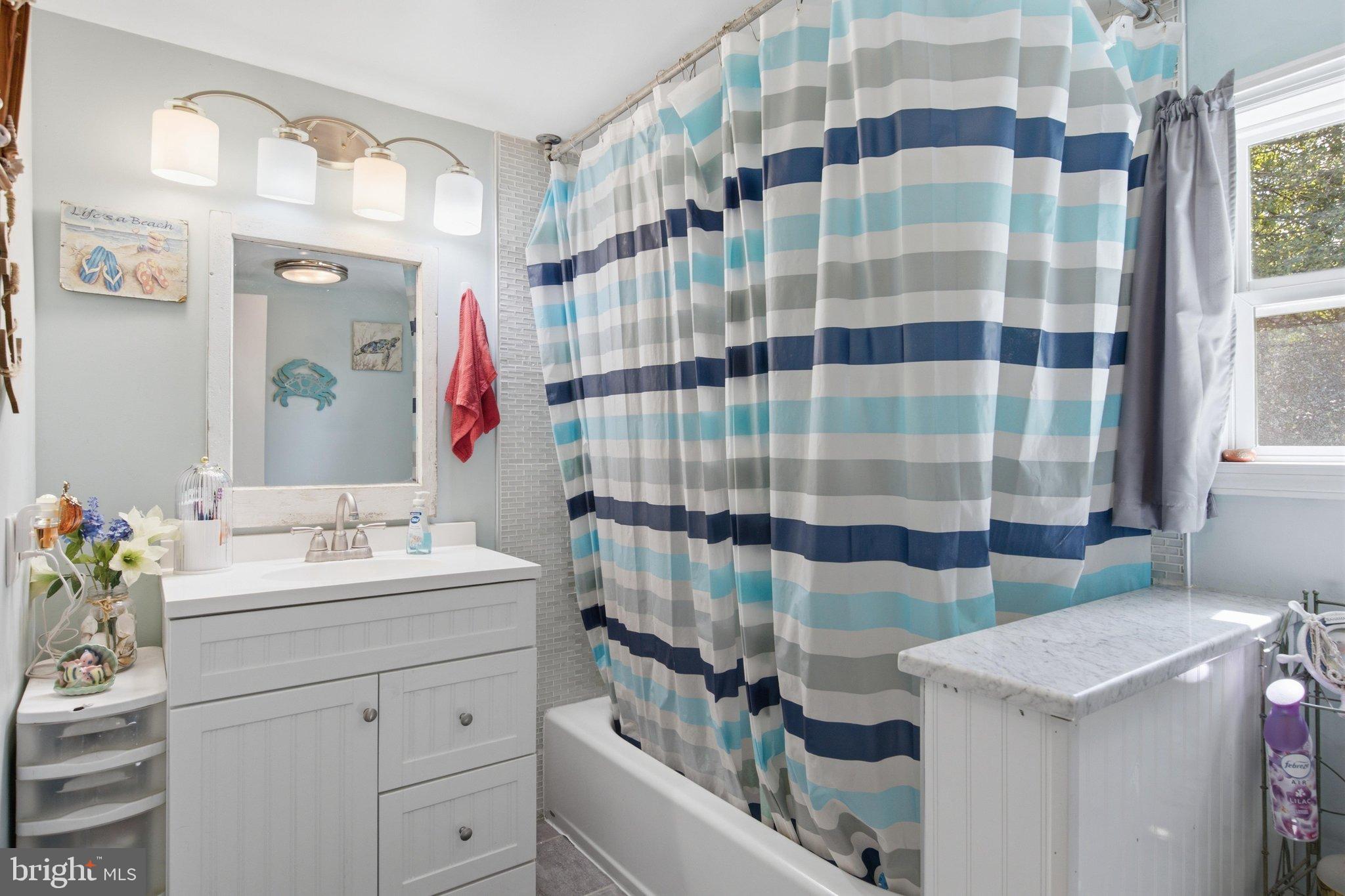 4 North Maryland Avenue Ridgely, MD 21660 - Photo 24 of 38 Bathroom 2