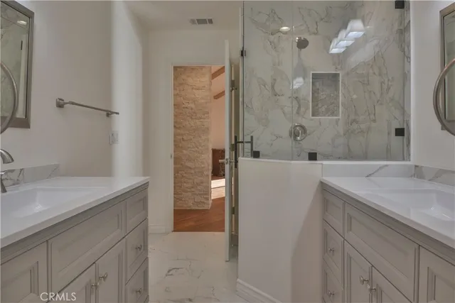 $599,000 | 27162 Highway 189, Blue Jay, CA 92317