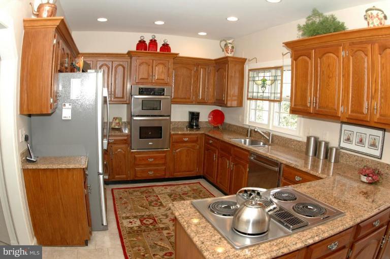 508 Post Oak Road Annapolis, MD 21401 - Photo 2 of 30 Kitchen
