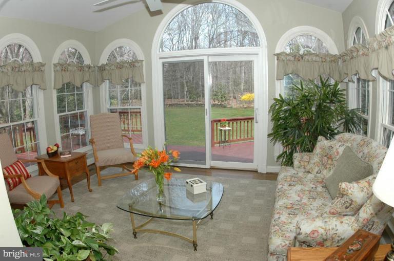 508 Post Oak Road Annapolis, MD 21401 - Photo 9 of 30 Sunroom