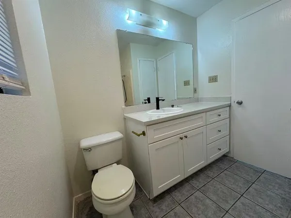 $1,595 | 12406 Deer Falls Drive, Unit A/B, Austin, TX 78729