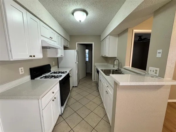 $1,595 | 12406 Deer Falls Drive, Unit A/B, Austin, TX 78729