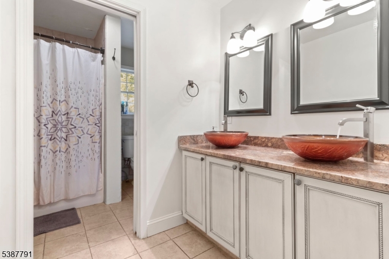 14 Sabine Lane Franklin, NJ 07416 - Photo 32 of 43