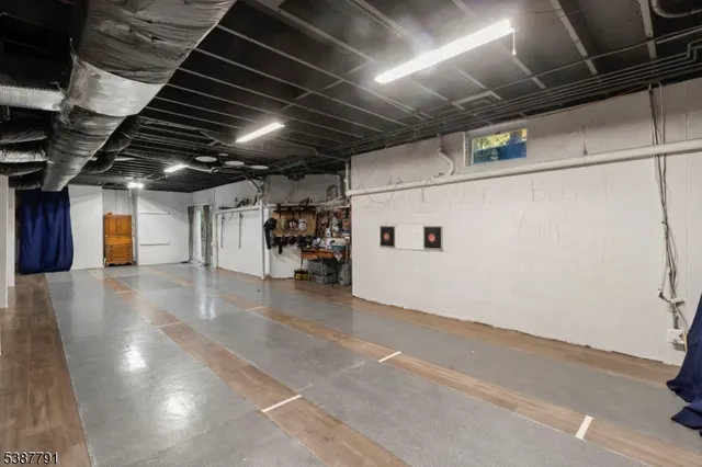 $815,000 | 14 Sabine Lane, Franklin, NJ 07416