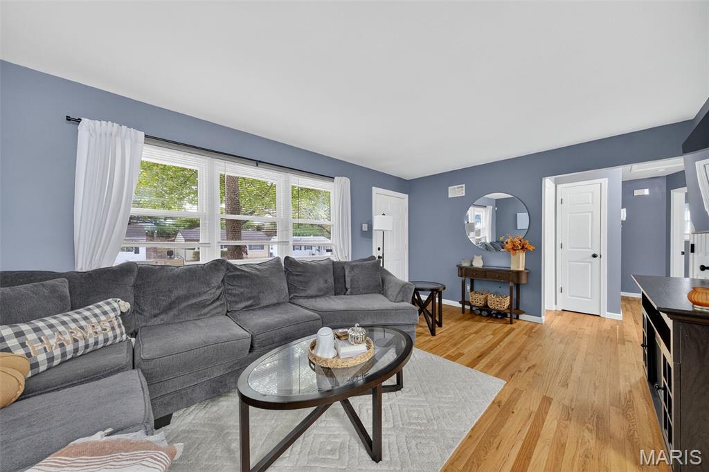 405 Teston Drive Ferguson, MO 63135 - Photo 6 of 28