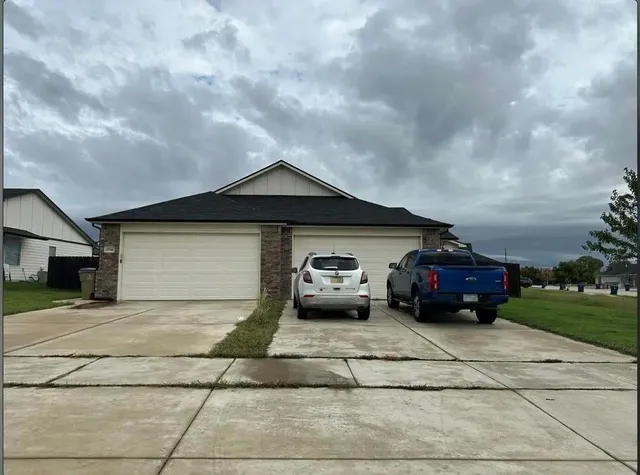 $325,000 | 5746 East Bristol Street, Wichita, KS 67220