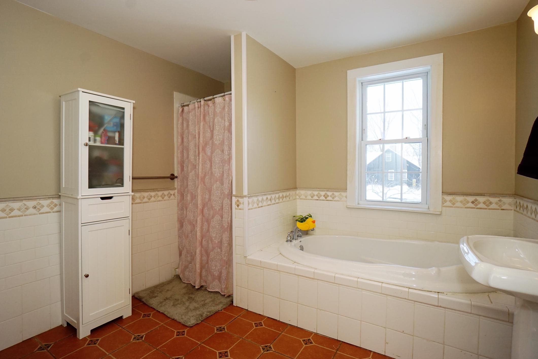 61 Nottingham Road Deerfield, NH 03037 - Photo 18 of 40 Gallery Image 18