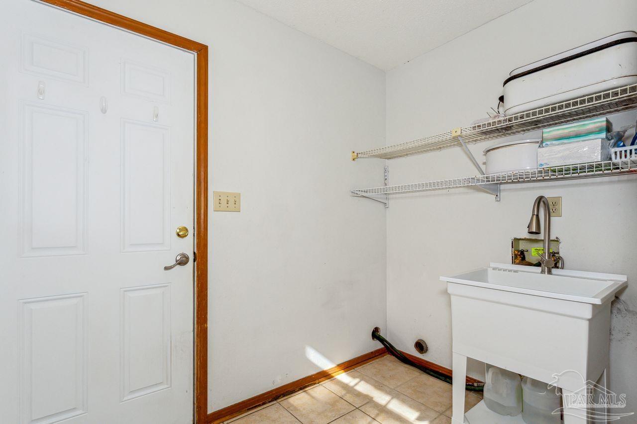 4747 Easter Street Pace, FL 32571 - Photo 13 of 27