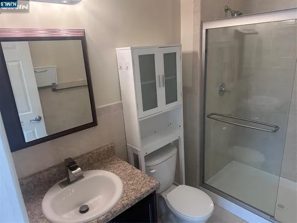$2,900 | 45 Emerson Plaza West, Emerson, NJ 07630