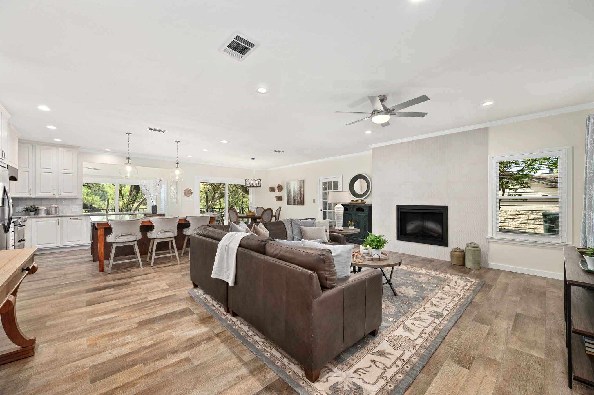 405 Ridgecrest Road Georgetown, TX 78628 - Photo 12 of 40