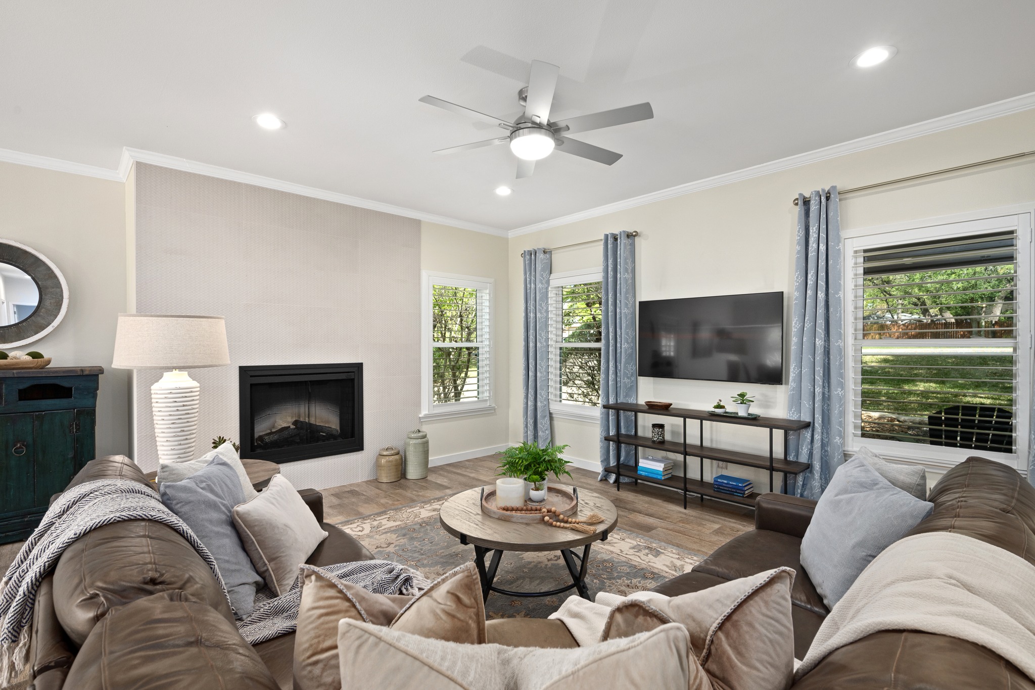 405 Ridgecrest Road Georgetown, TX 78628 - Photo 13 of 40