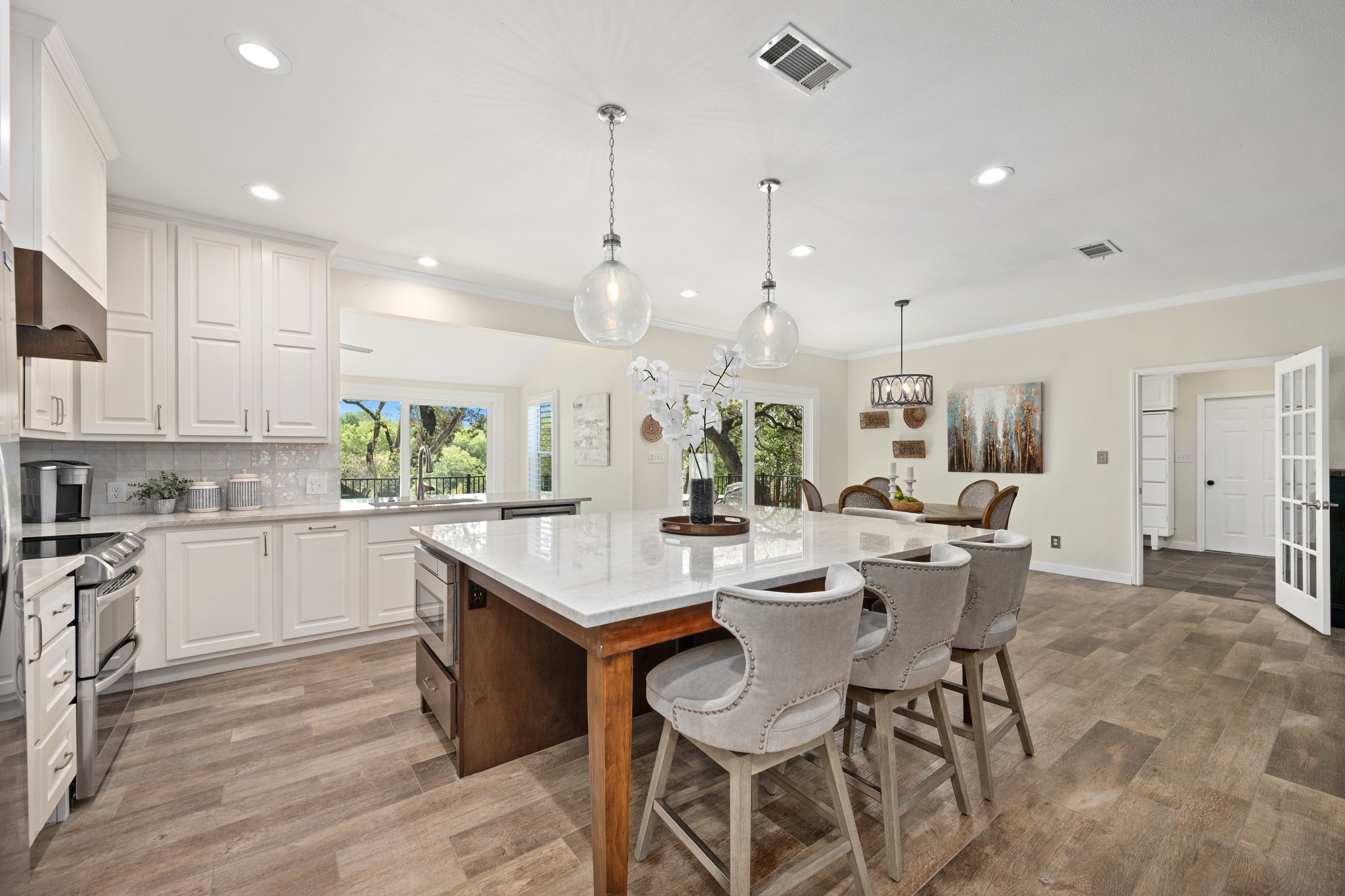 405 Ridgecrest Road Georgetown, TX 78628 - Photo 14 of 40