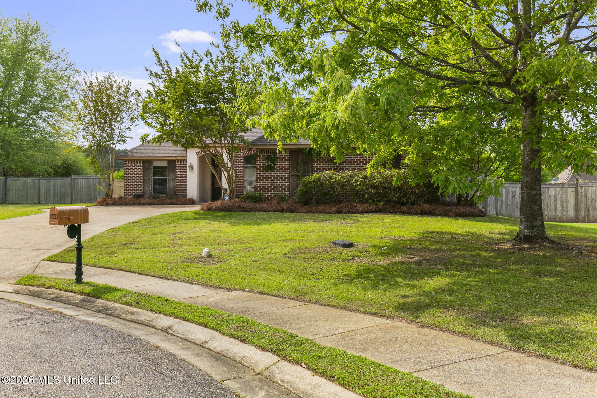 903 Timberton Drive Pearl, MS 39208 - Photo 3 of 39 4-web-or-mls-903 Timberton-4