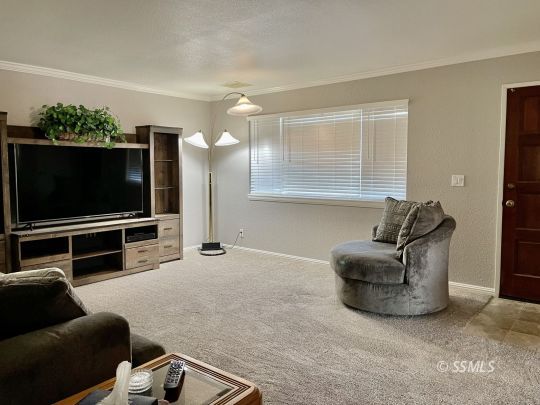 328 South Lincoln Street Ridgecrest, CA 93555 - Photo 3 of 25 Gallery Image 3