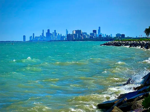 $1,699,000 | 1720 Maple Avenue, Unit 2710, Evanston, IL 60201