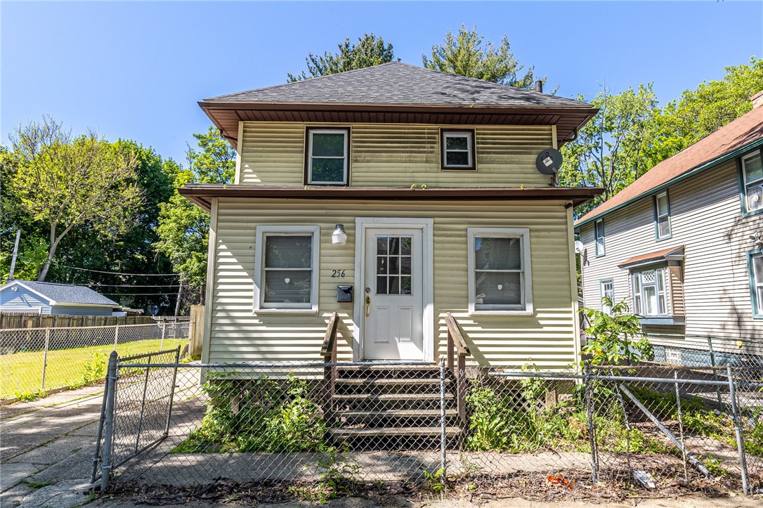 256 Ave D Rochester, NY 14621 - Photo 2 of 43