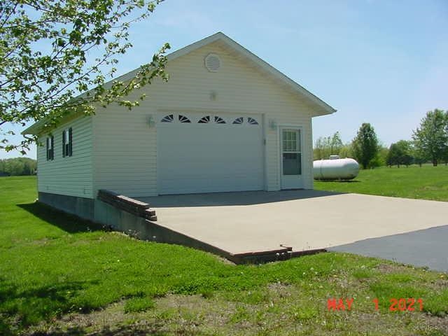 2171 Stave Mill Road Murphysboro, IL 62966 - Photo 3 of 38 Gallery Image 3