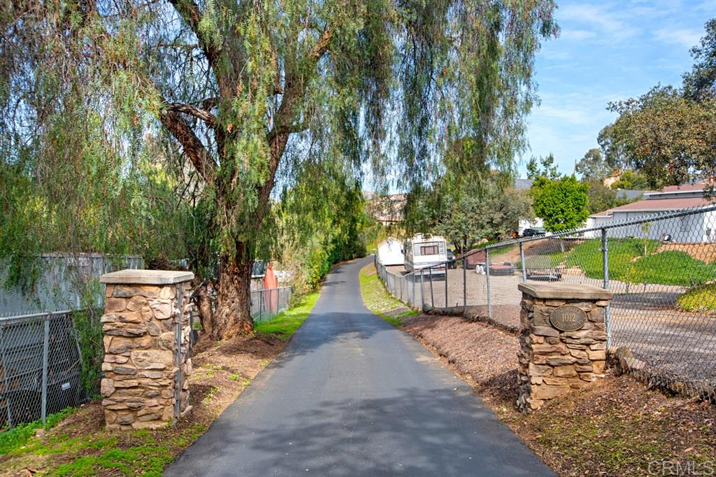 1012 Stoneridge Road El Cajon, CA 92021 - Photo 2 of 25