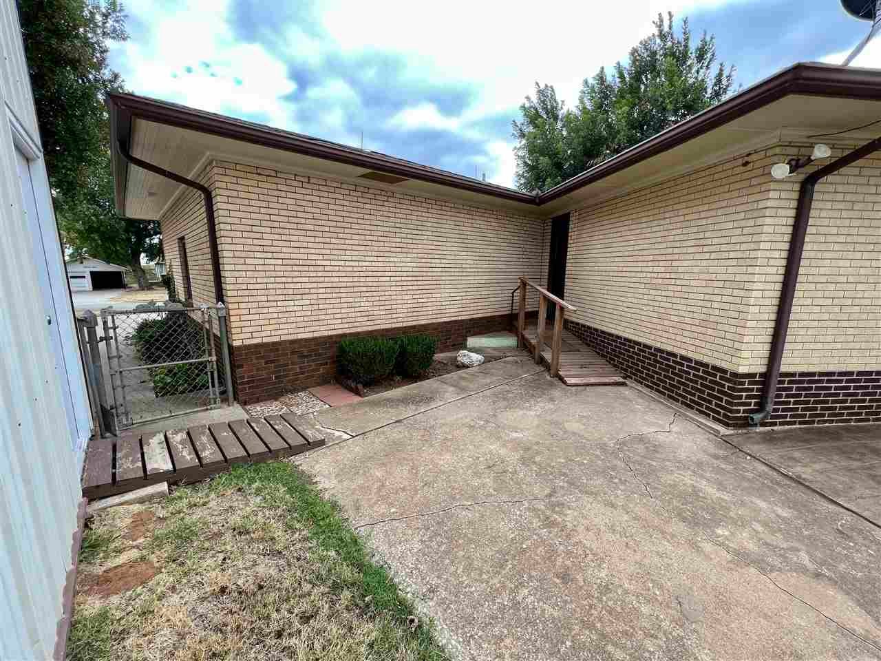 1401 North 7th Street Perry, OK 73077 - Photo 27 of 31 Gallery Image 27
