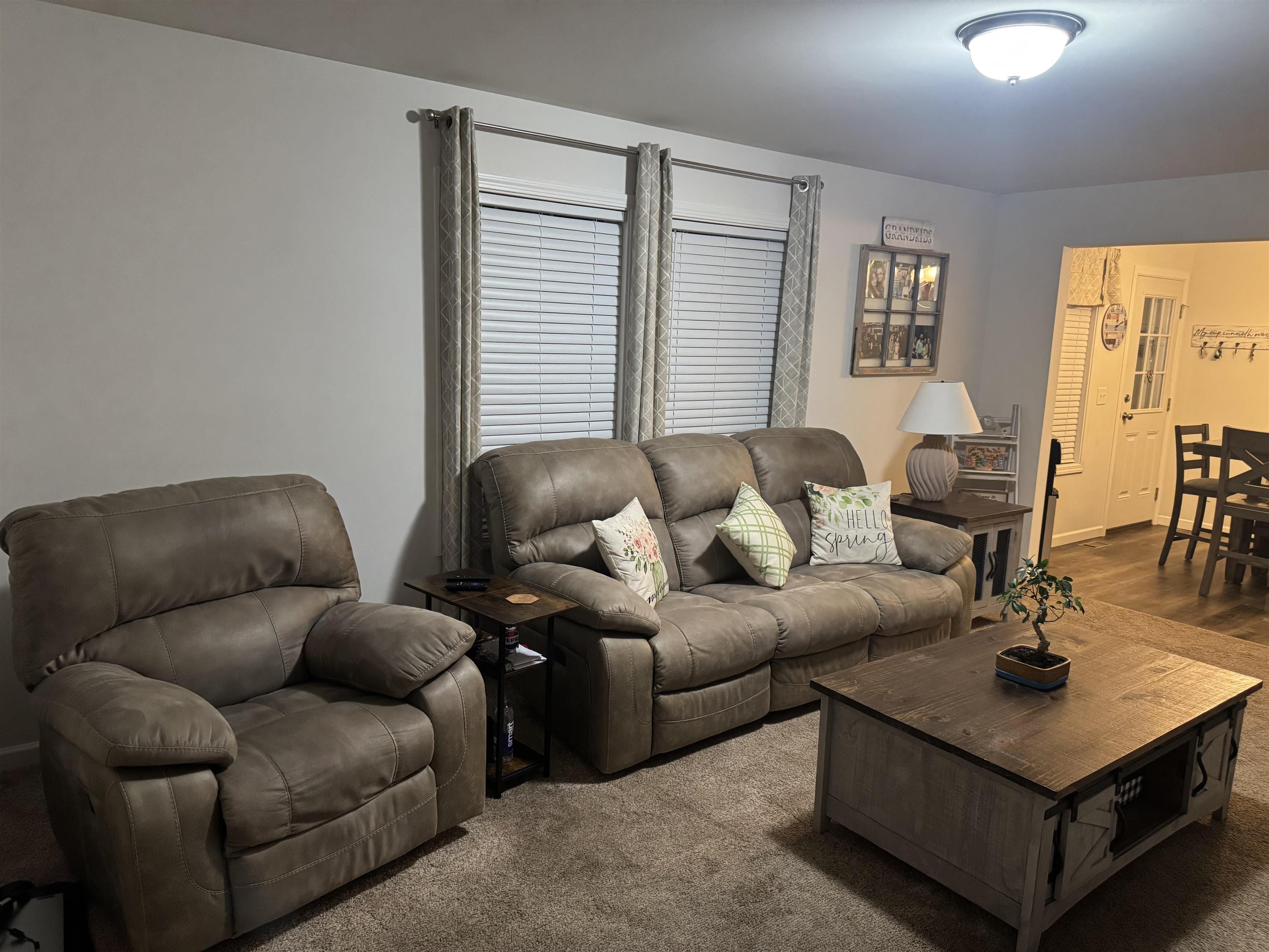 4 Manorcrest Drive Nashua, NH 03062 - Photo 7 of 39