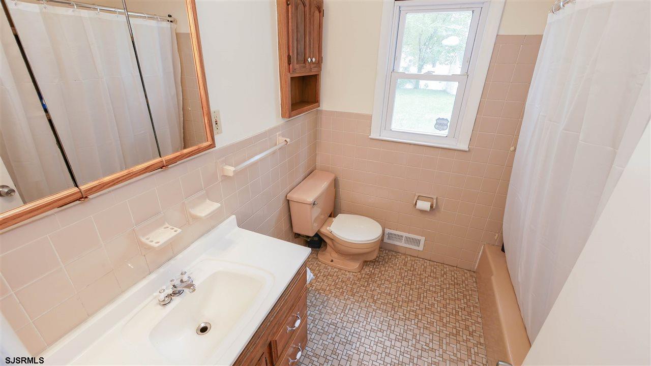 15 Gulph Mill Road Somers Point, NJ 08244 - Photo 12 of 18 Gallery Image 12