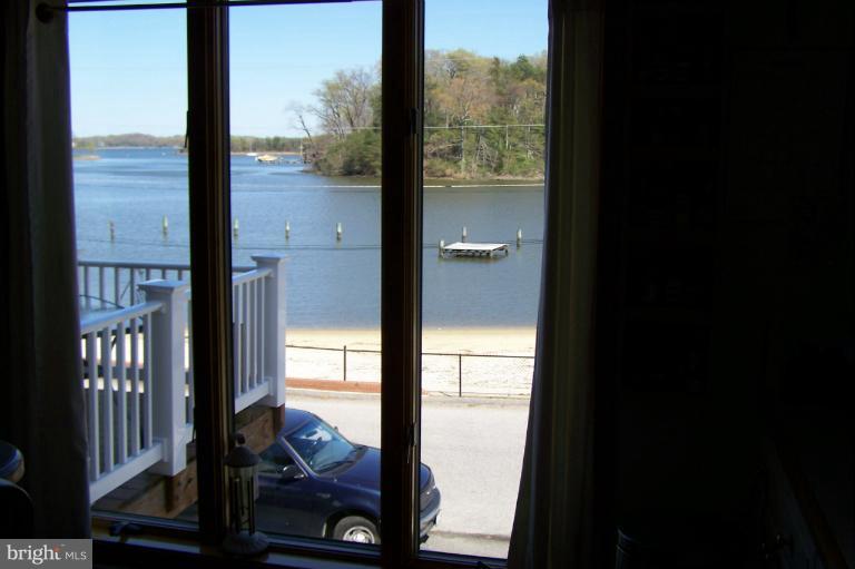 2005 Shore Drive Edgewater, MD 21037 - Photo 4 of 29 a view of a room from a balcony