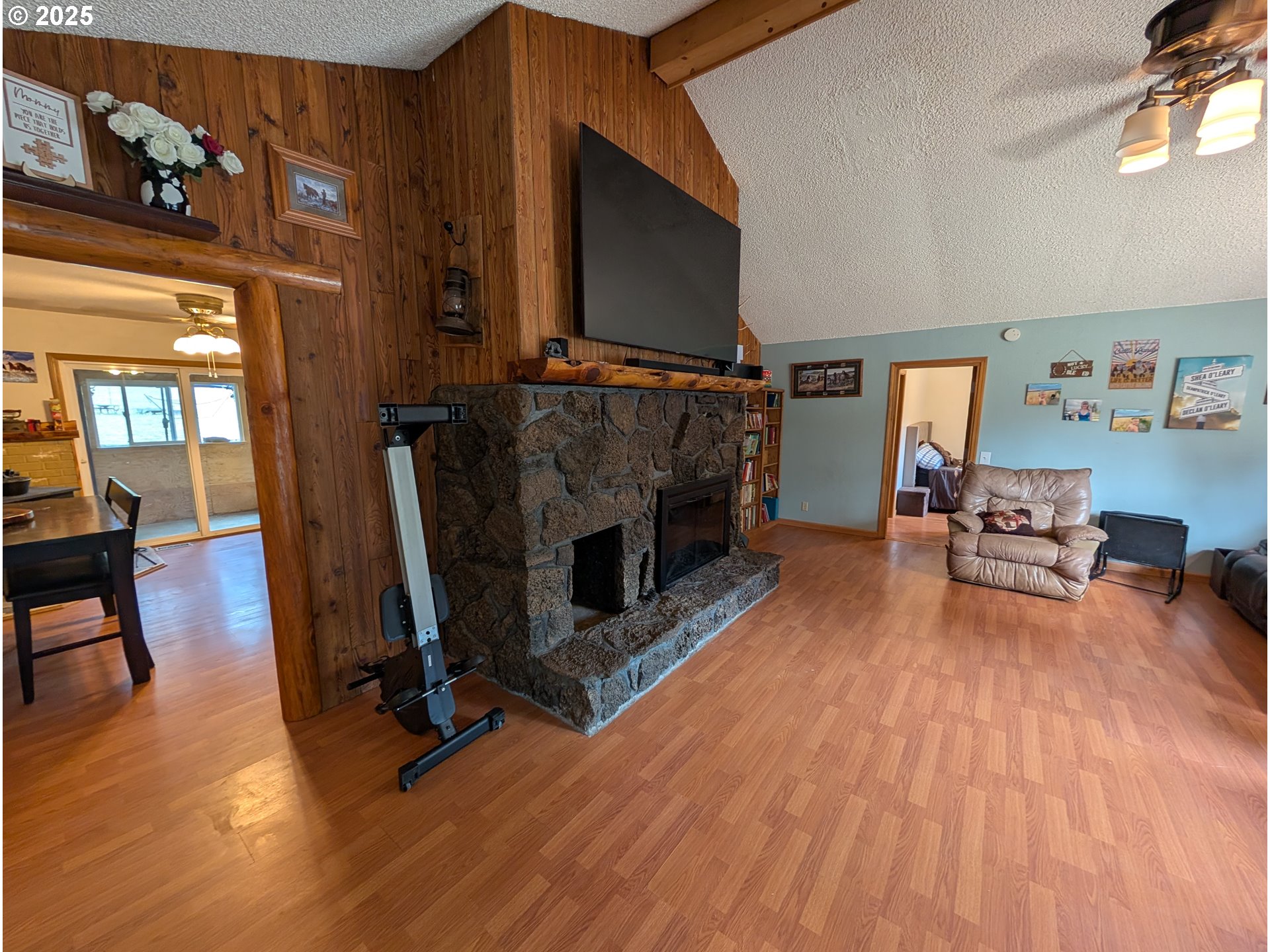 71168 Valley View Road Elgin, OR 97827 - Photo 2 of 32 a living room with furniture and a fireplace
