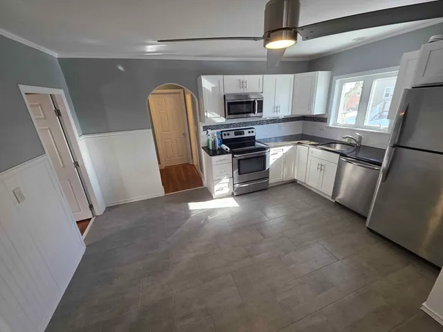 $3,400 | 14 Seagirt Avenue, Unit 1, Saugus, MA 01906