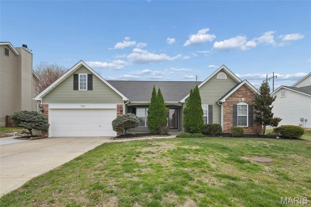 710 Longfellow Circle O'Fallon, MO 63366 - Photo 2 of 23
