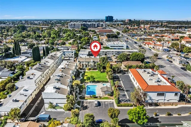 an aerial view of multiple house