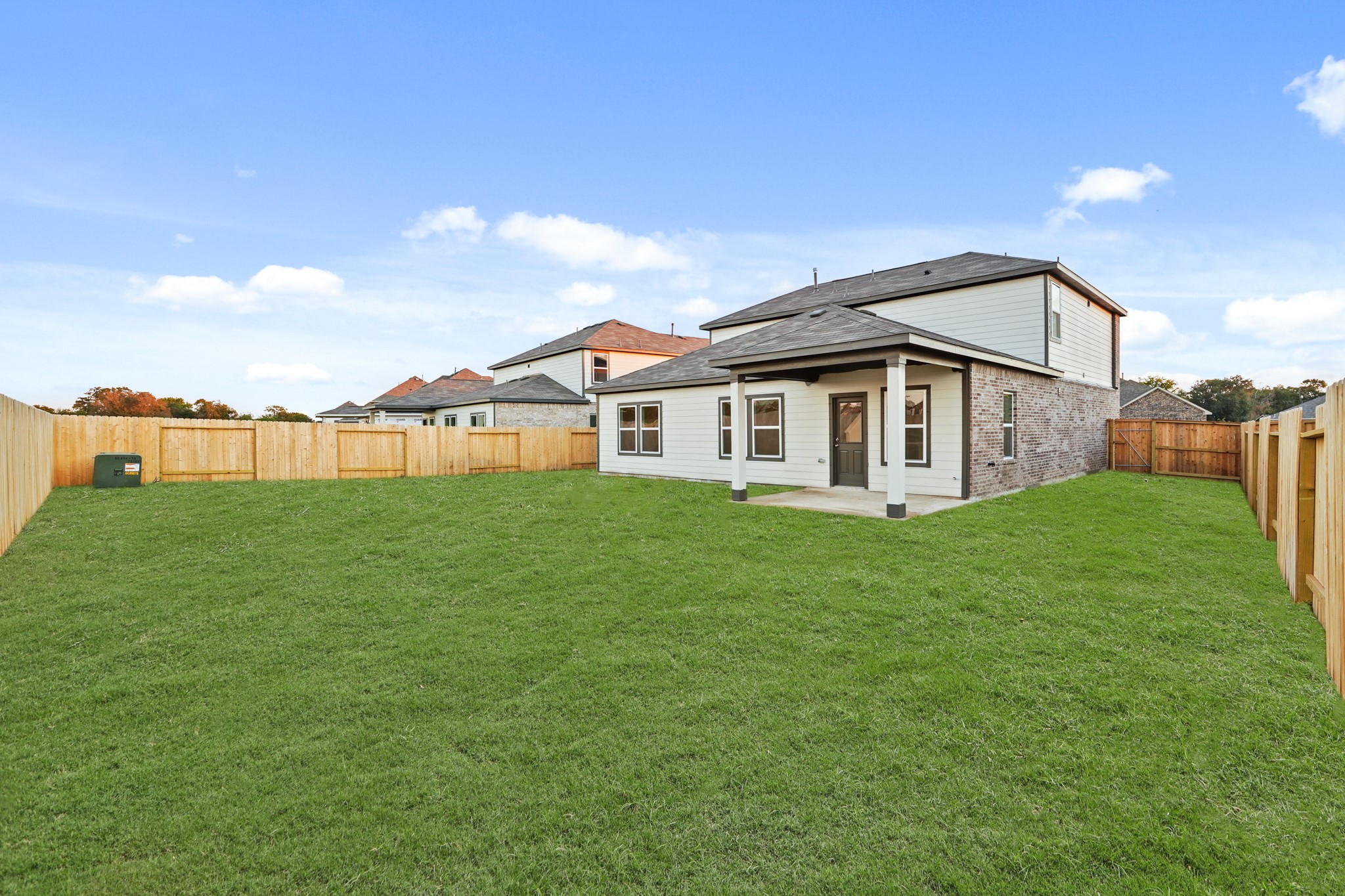 141 Byu Bnd Boulevard Angleton, TX 77515 - Photo 22 of 26 a view of a house with a big yard