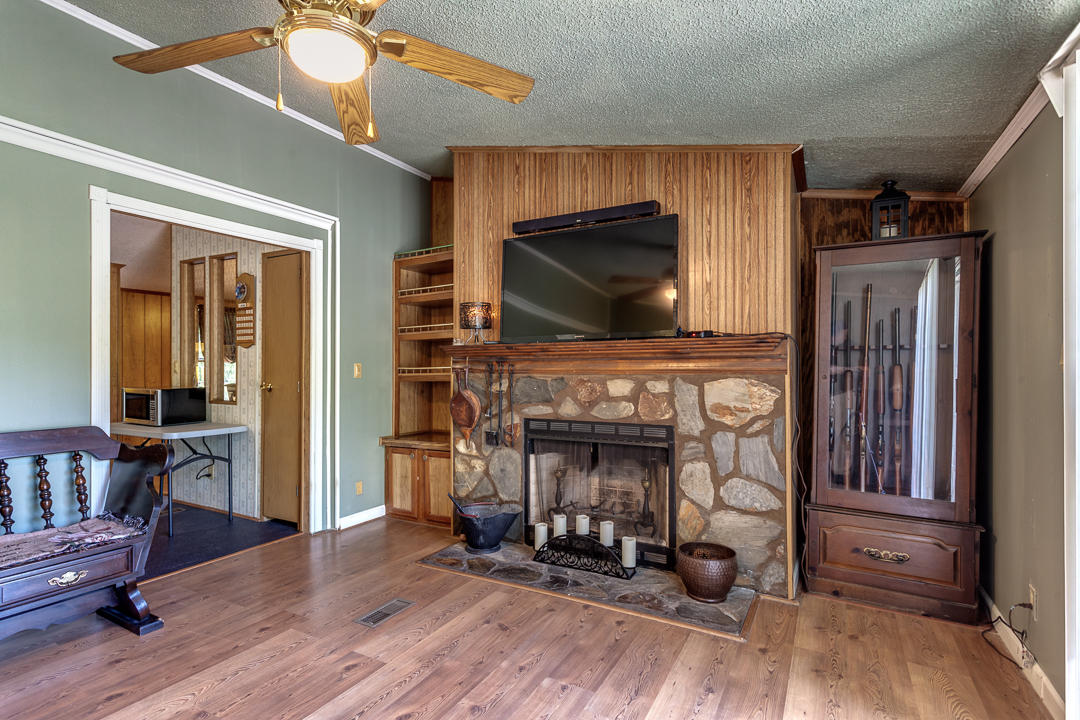 358 Piney Road Kodak, TN 37764 - Photo 16 of 27 023170602-4-358PineyRdKodakTN-SCREEN SIZ