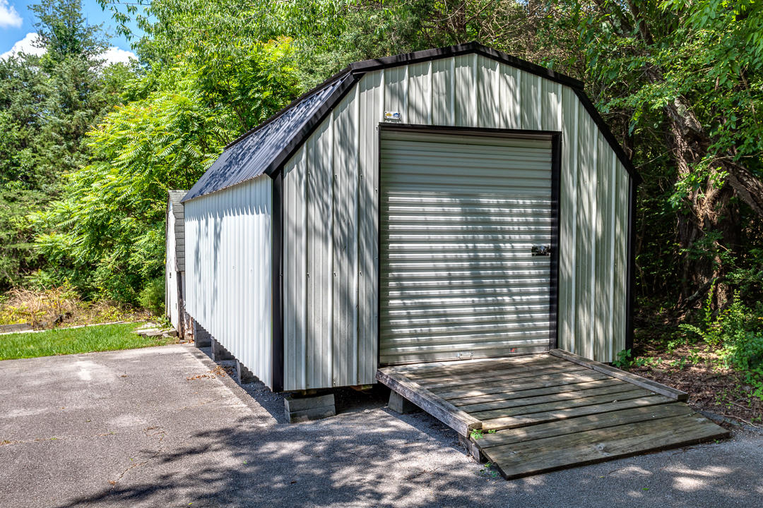 358 Piney Road Kodak, TN 37764 - Photo 21 of 27 029170602-4-358PineyRdKodakTN-SCREEN SIZ