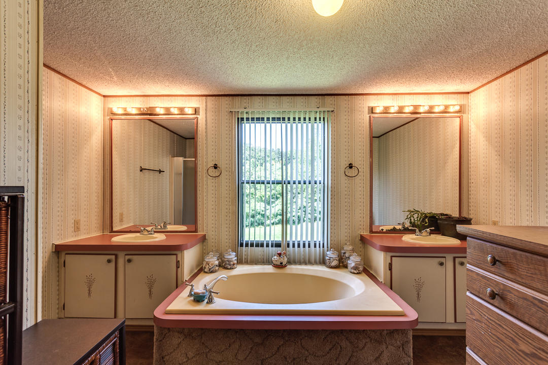 358 Piney Road Kodak, TN 37764 - Photo 10 of 27 014170602-4-358PineyRdKodakTN-SCREEN SIZ