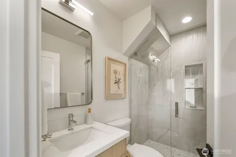 $725,000 | 1004 North 48th Street, Unit B, Seattle, WA 98103