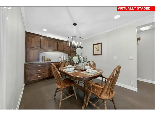 $1,250,000 | 1330 Fisher Road, Roseburg, OR 97471