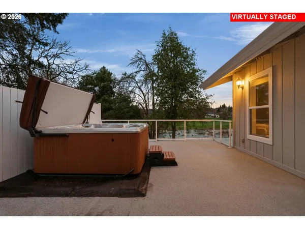 $1,250,000 | 1330 Fisher Road, Roseburg, OR 97471