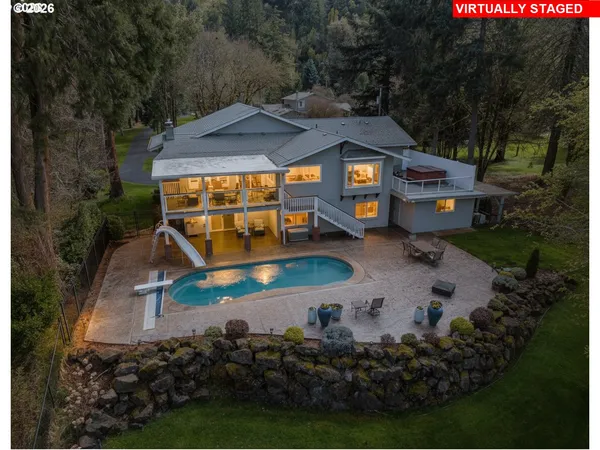 $1,250,000 | 1330 Fisher Road, Roseburg, OR 97471