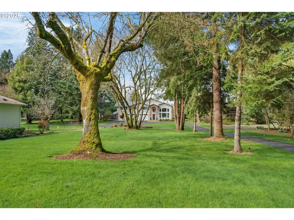 $1,250,000 | 1330 Fisher Road, Roseburg, OR 97471