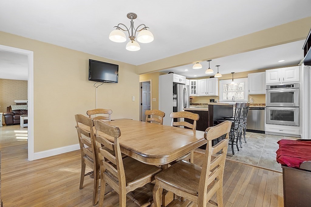 35 Cold Spring Road Westford, MA 01886 - Photo 17 of 31 Gallery Image 17