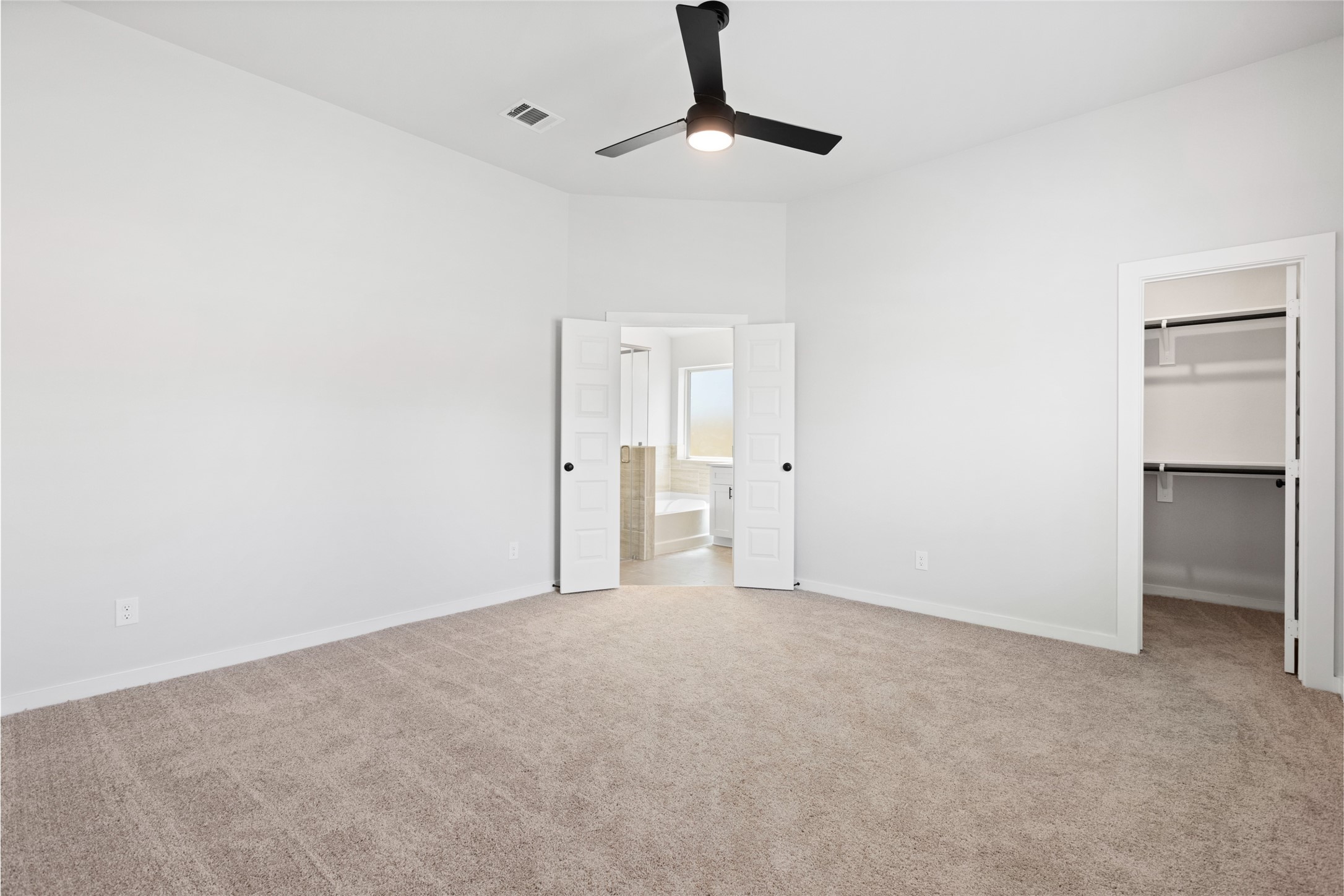 8323 Amber Summit Lane Angleton, TX 77515 - Photo 2 of 24 a view of an empty room with a window